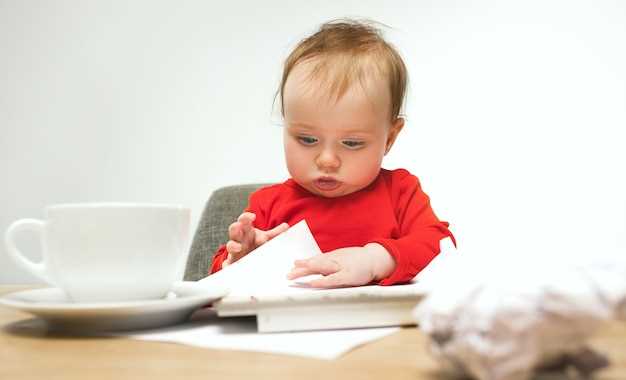 Как осуществить регистрацию младенца в учреждении государственных услуг?
