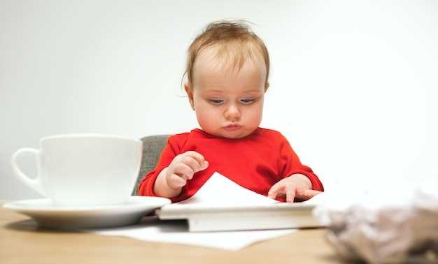 Какие документы пригодятся для оформления прописки младенца в МФЦ?